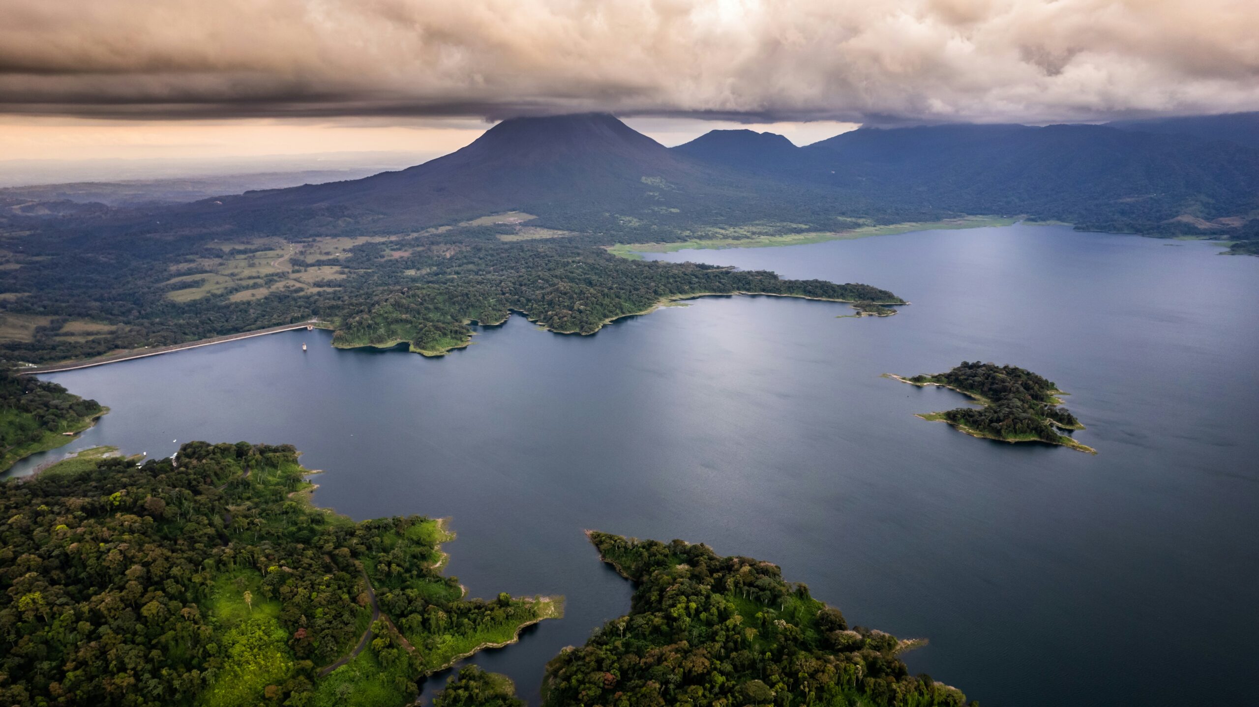 Lake Tanganyika & Western Tanzania Safari